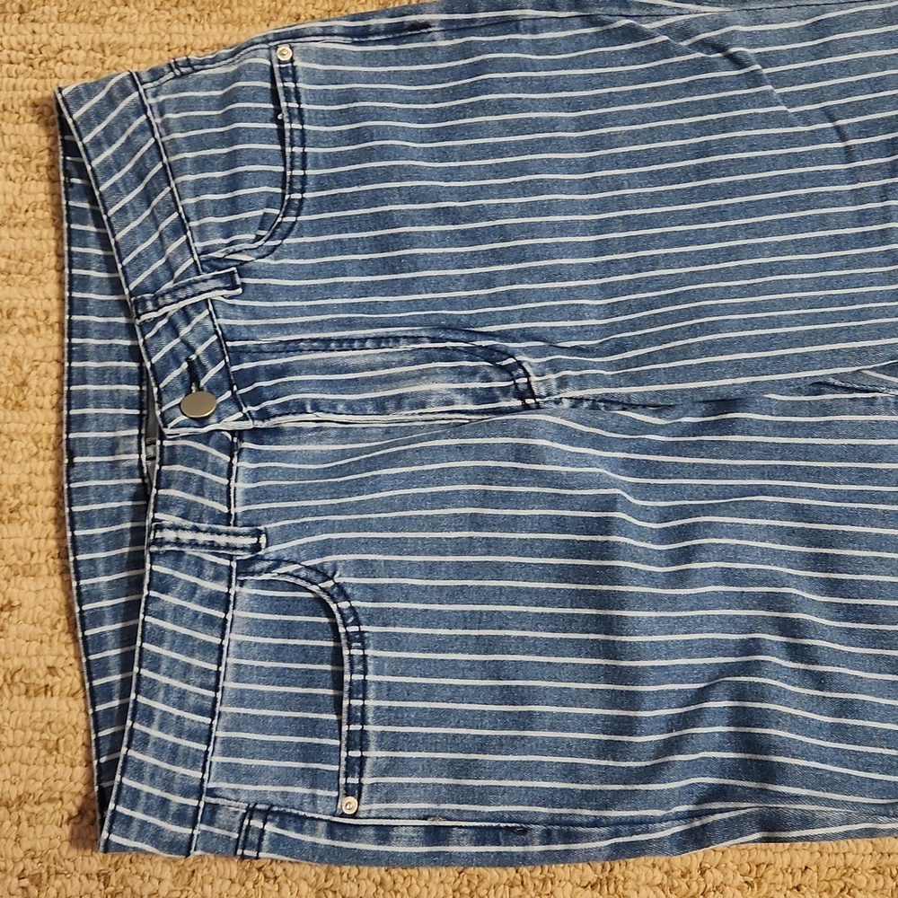 jeans - Picture 2 of 6